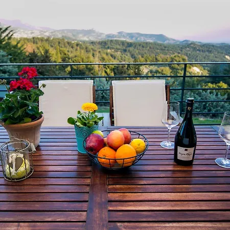 Porgio Mountain View Villa Serrai