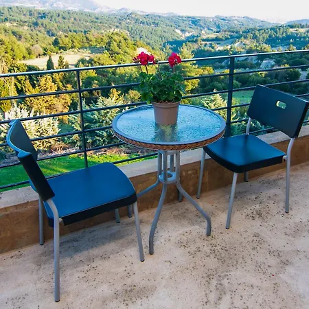 Porgio Mountain View Serrai