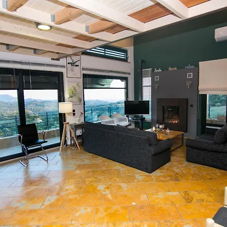 Villa Porgio Mountain View *